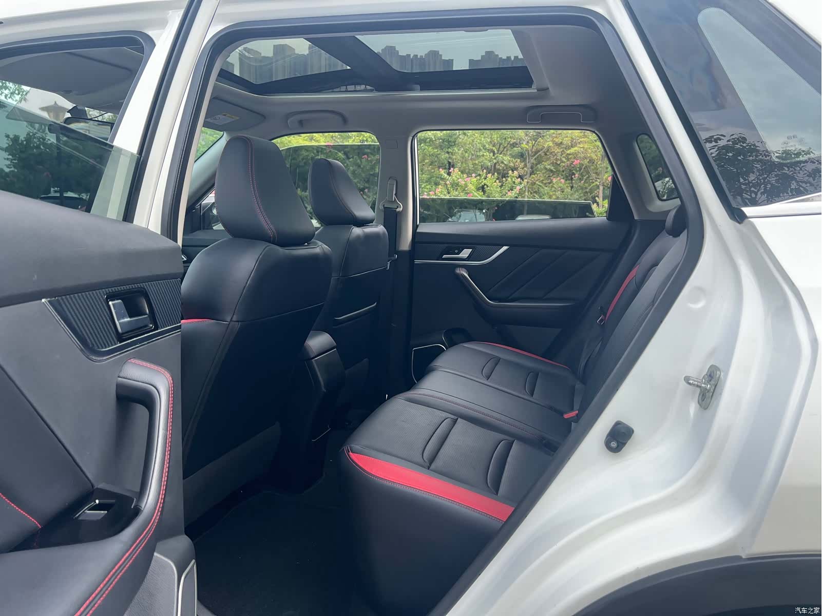 Nissan T60, 2021 13