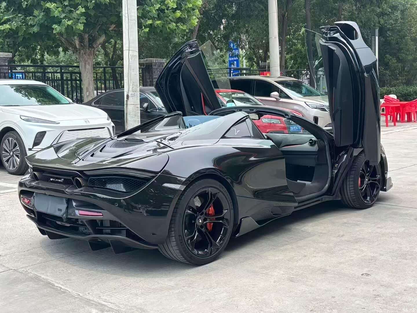 McLaren 720S, 2020 все фото