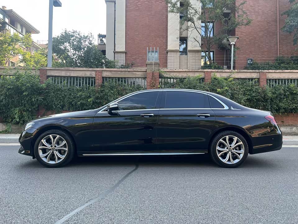Mercedes-Benz E-class Mercedes-Benz E-class