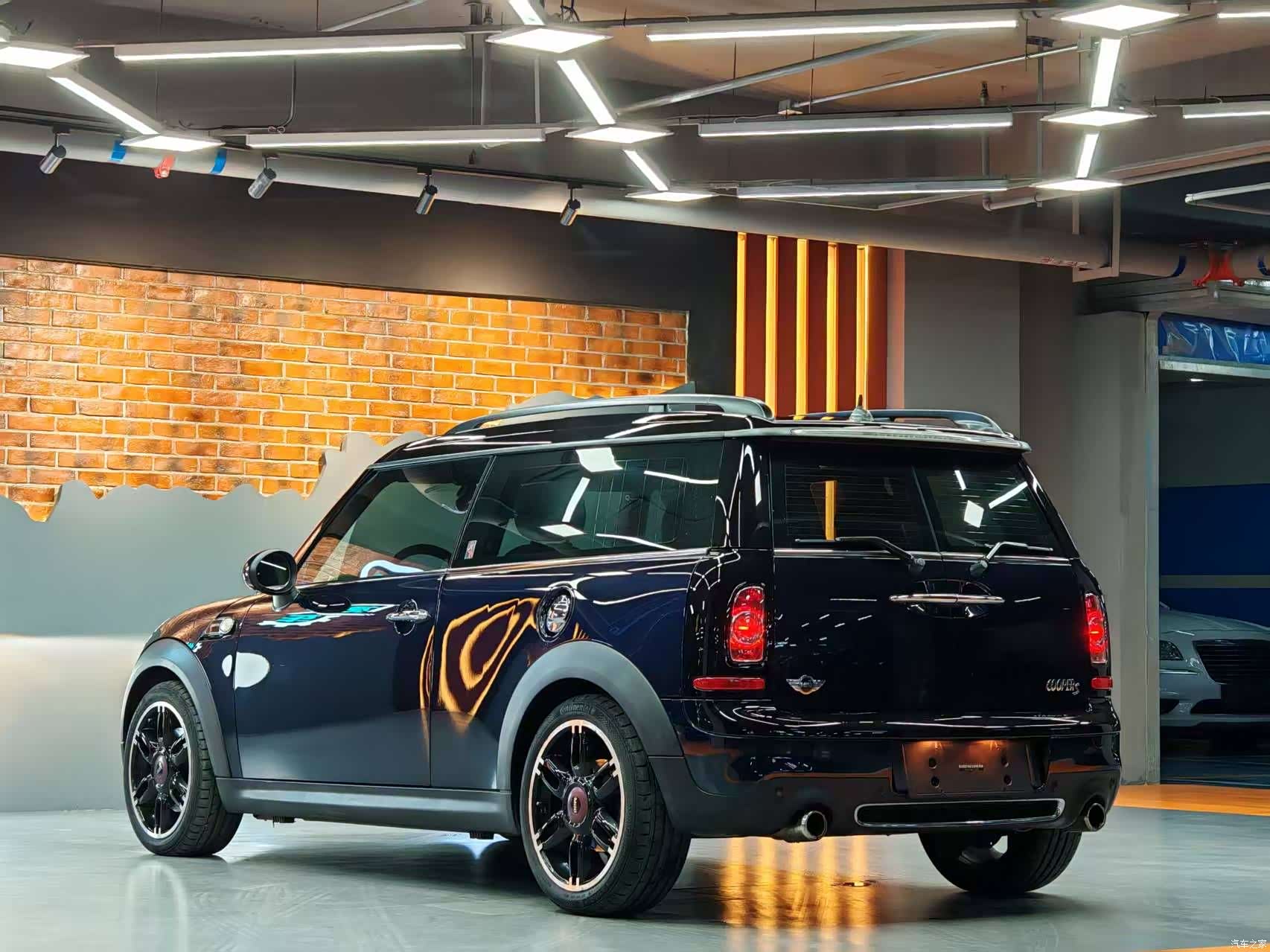 Mini Clubman, 2012 32