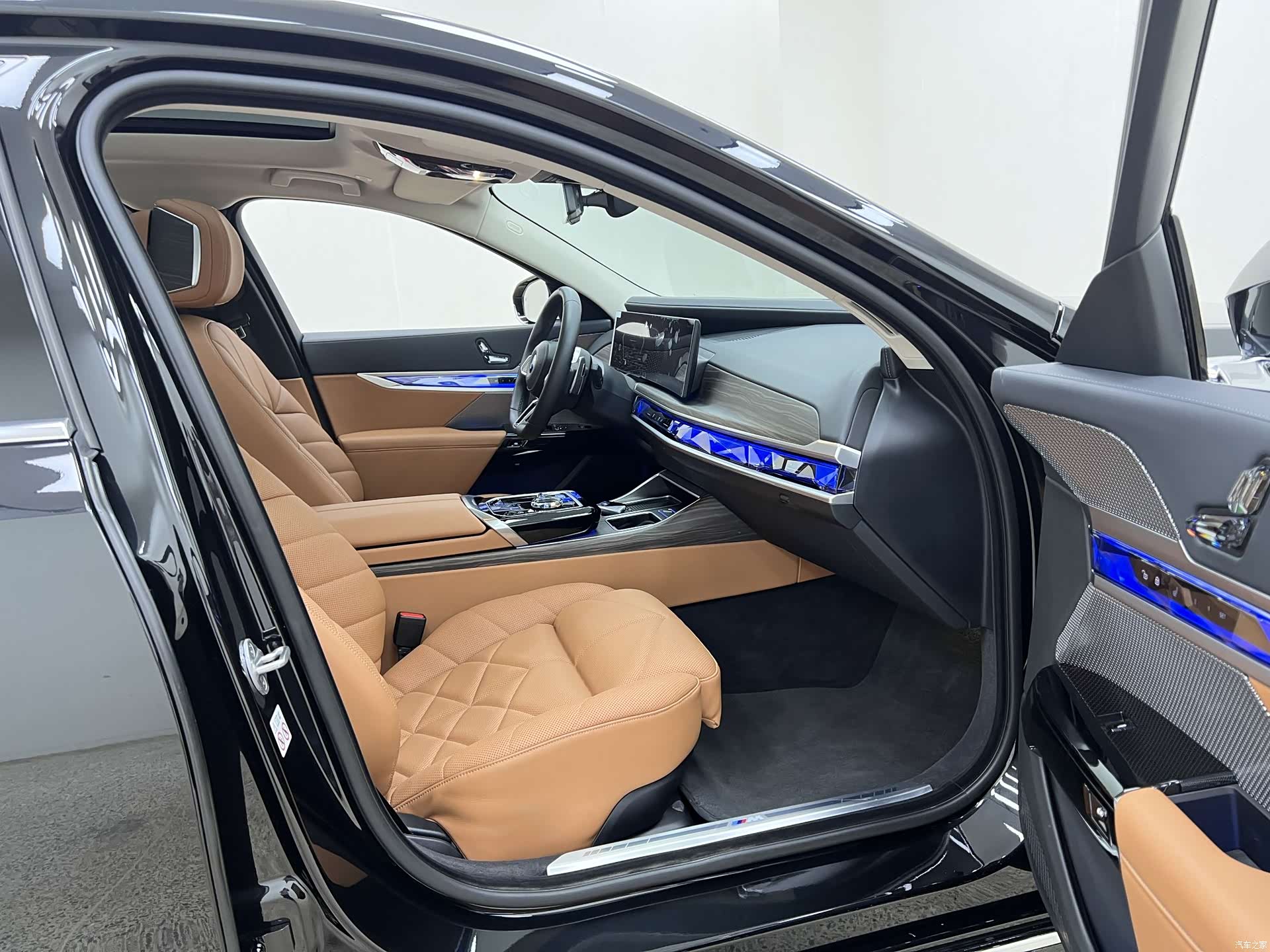 BMW 7 Series, 2025 36