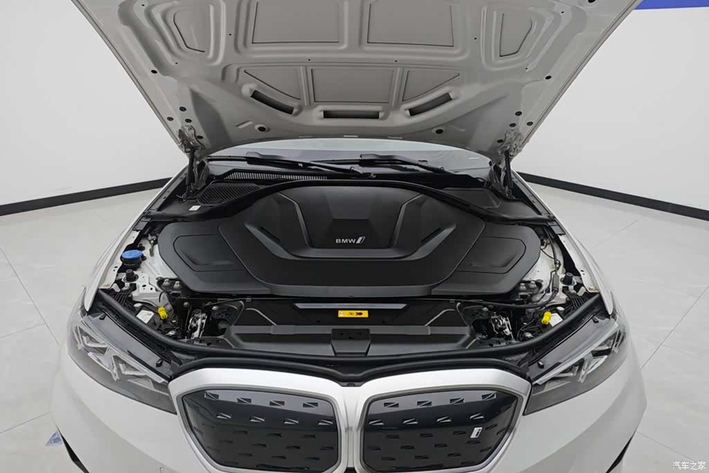 BMW i3, 2023 10