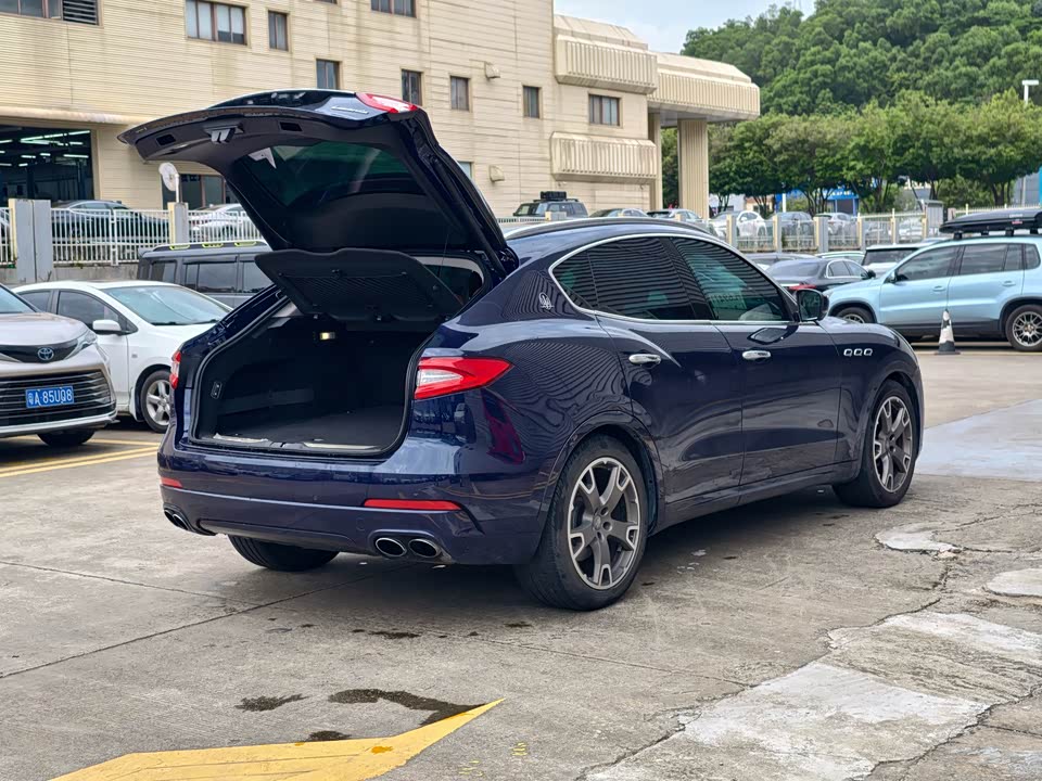 Maserati Levante