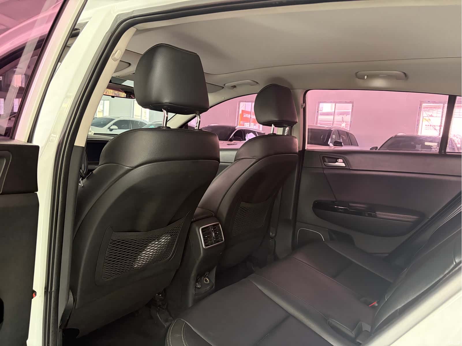 Kia KX5, 2017 8