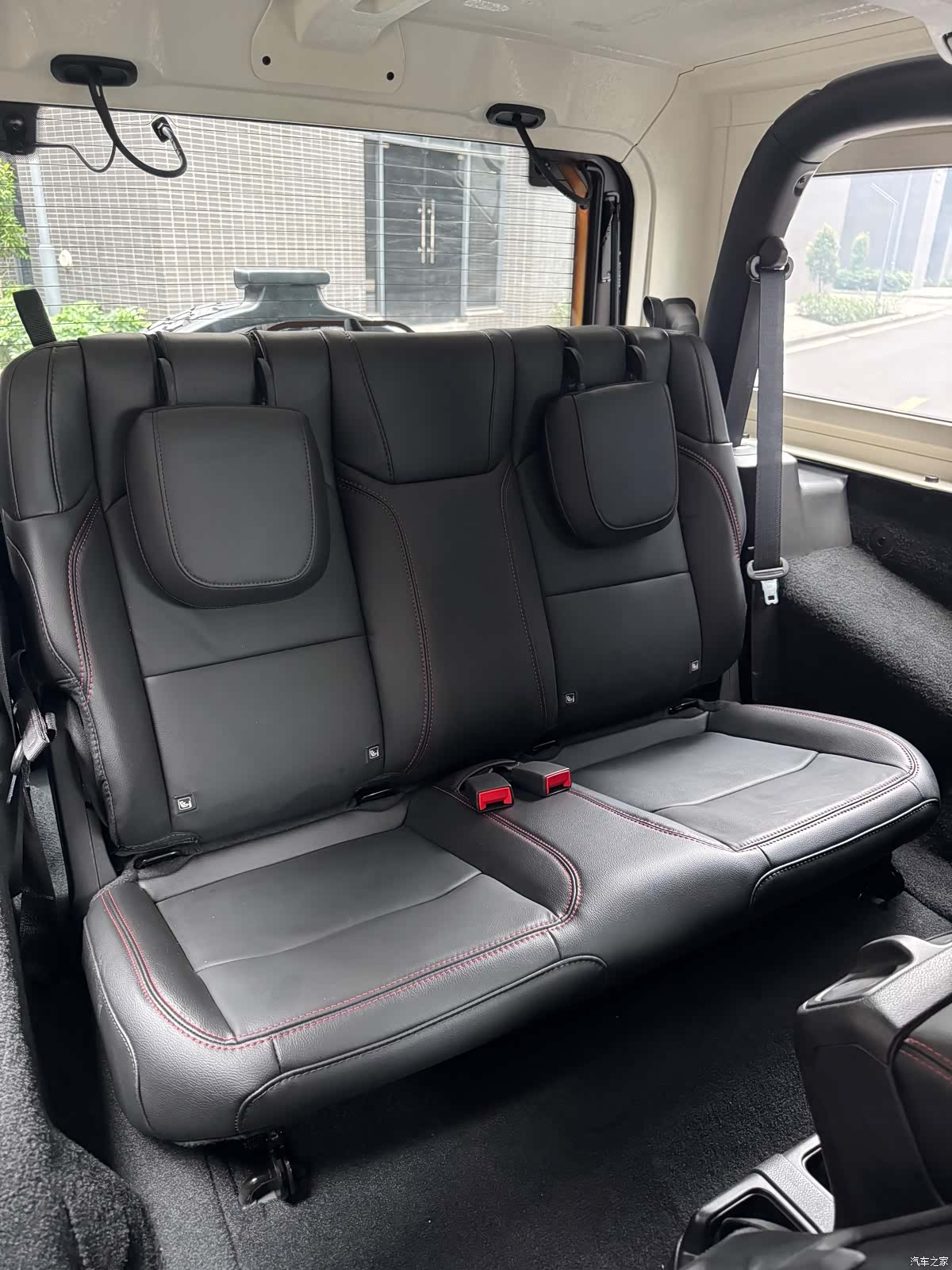 Jeep Wrangler, 2021 13