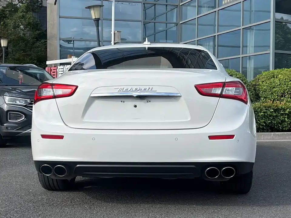 Maserati Ghibli