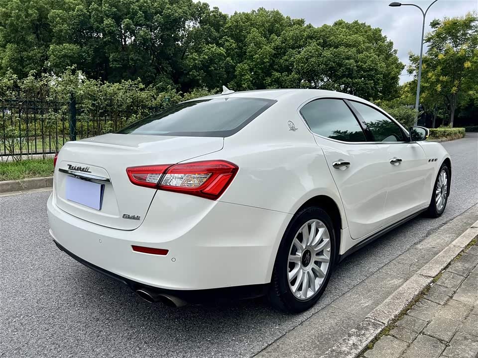 Maserati Ghibli