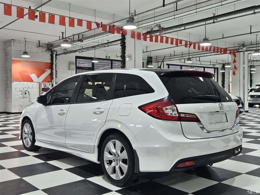 Honda Jade, 2015 все фото