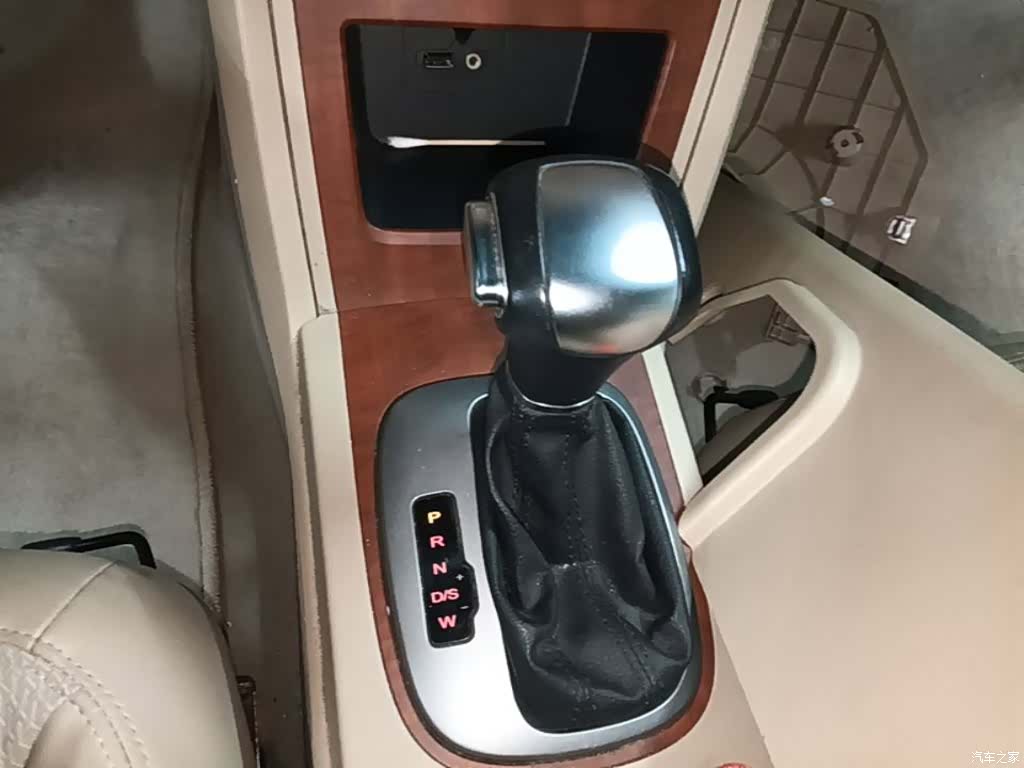 Roewe 350, 2015 14