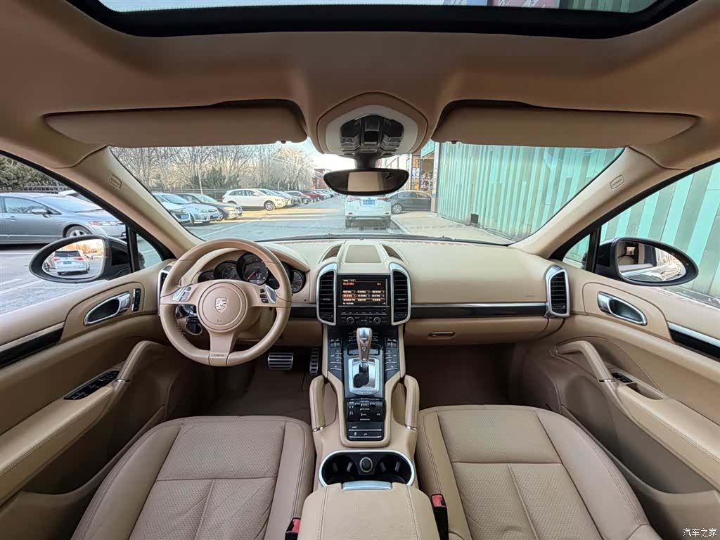 Porsche Cayenne, 2011 4
