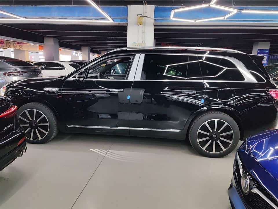 AITO Ask the world M9