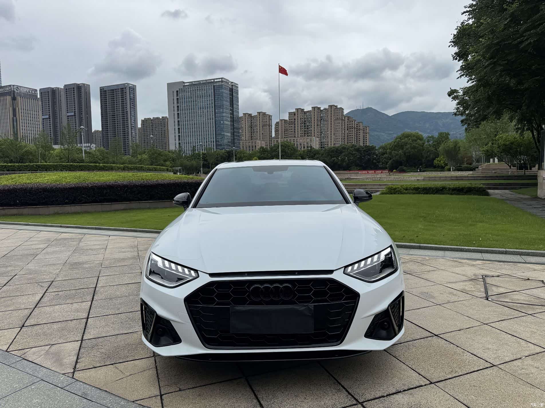 Audi A4L, 2025 2