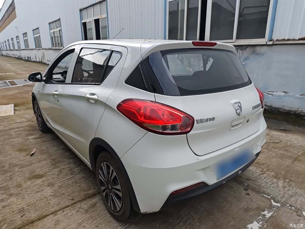 Wuling 310, 2017 все фото