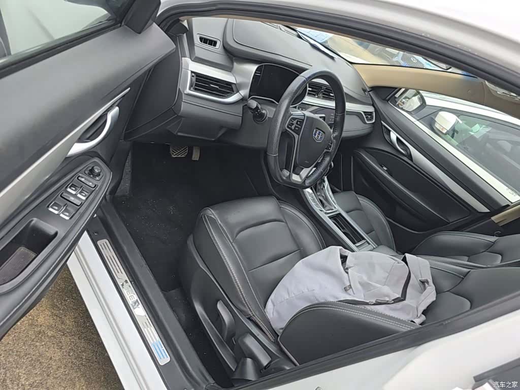 Geely Emgrand, 2019 16