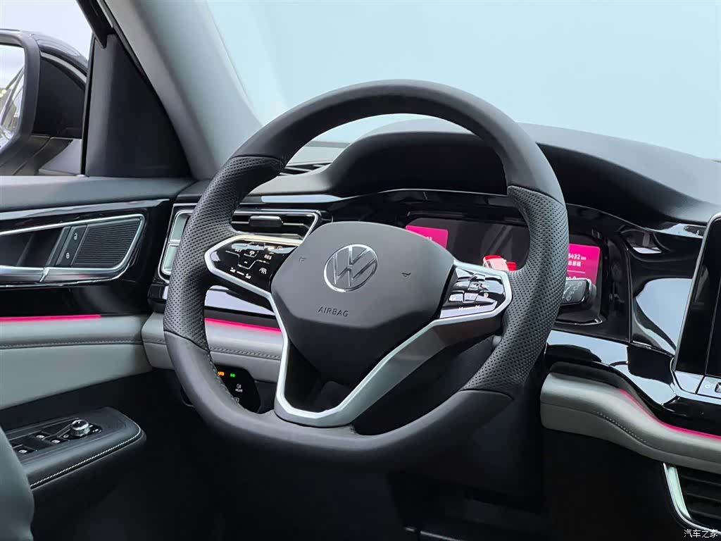 Volkswagen Teramont, 2024 32