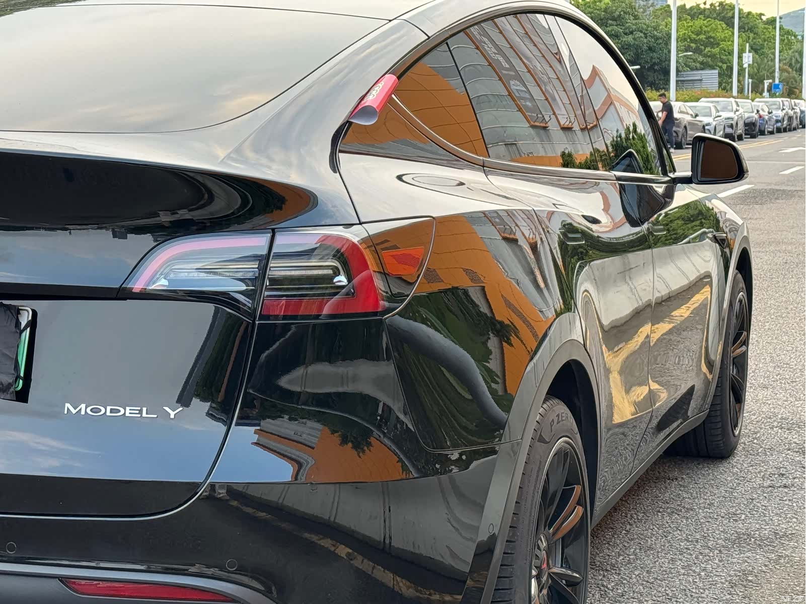 Tesla Model Y, 2023 14