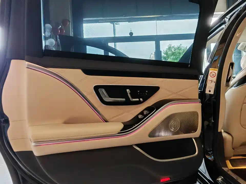 Mercedes-Benz Maybach S-class