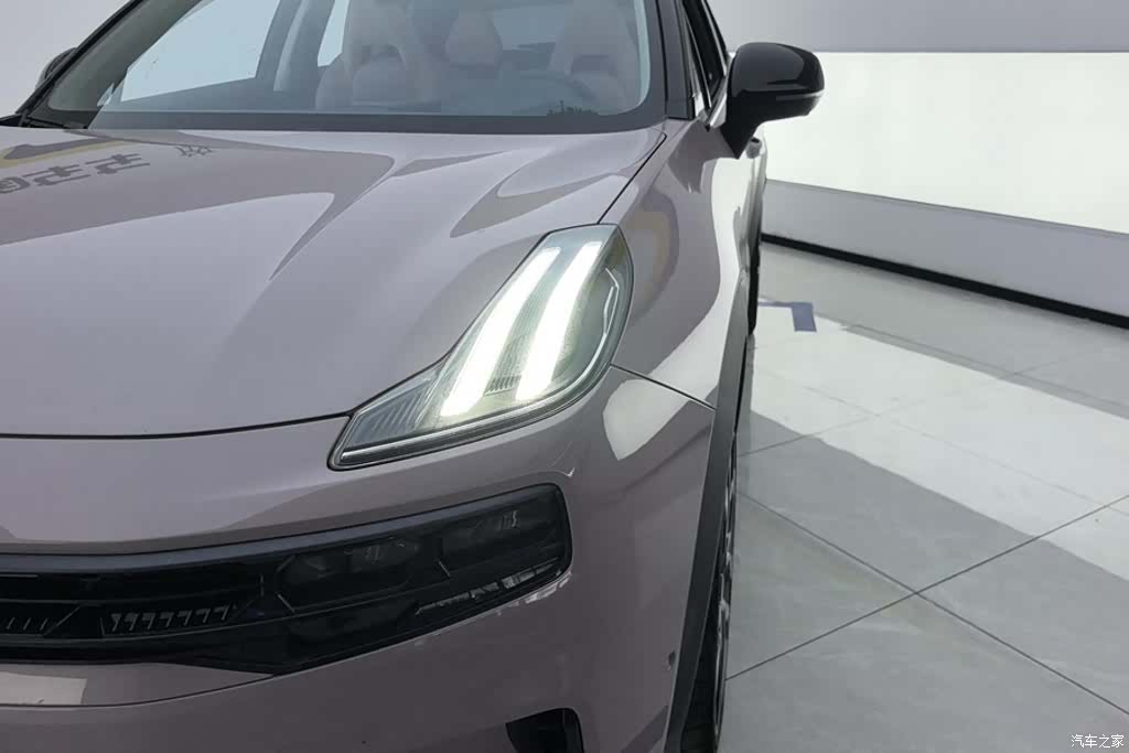 Lynk & Co 02, 2022 все фото