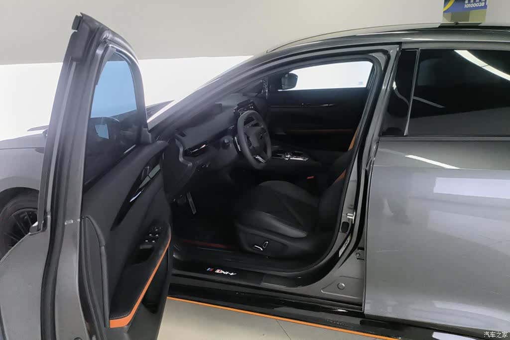 Changan UNI-V, 2023 9