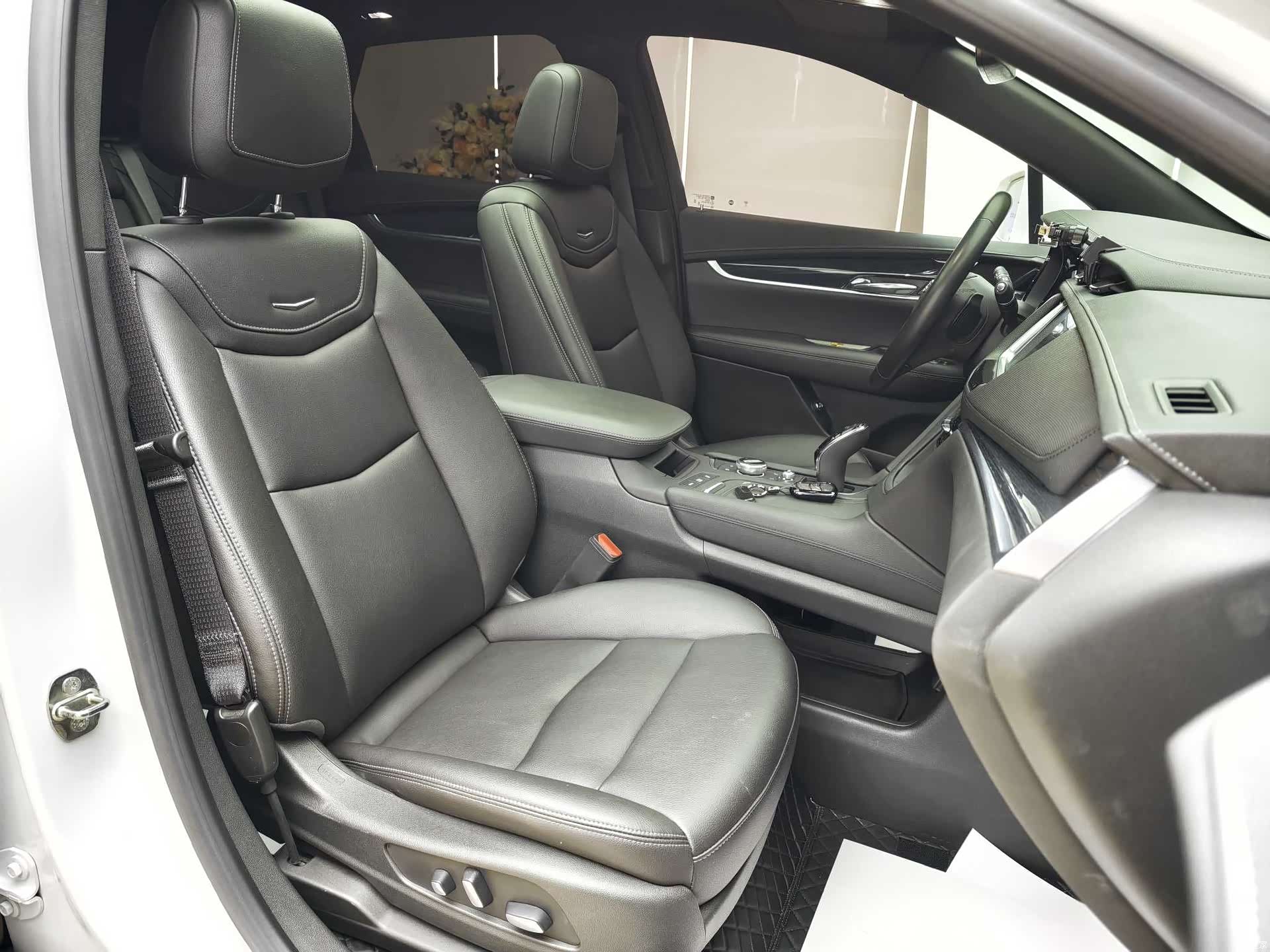 Cadillac XT5, 2023 11