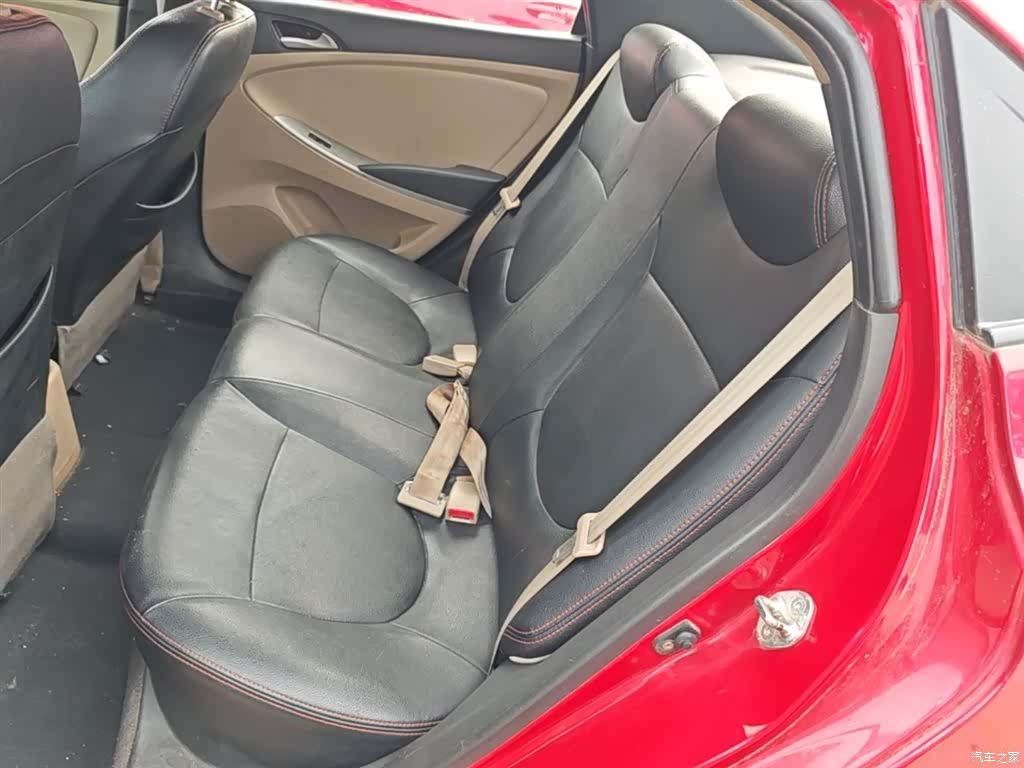 Hyundai GLS, 2015 17