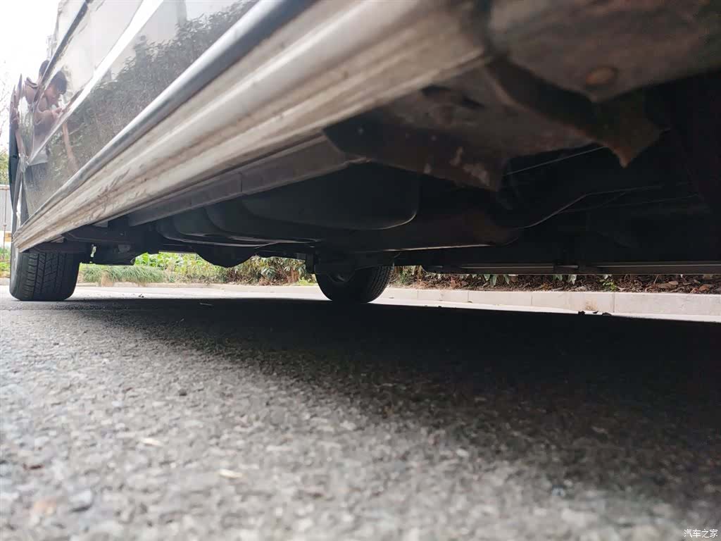 Maxus G10, 2015 16