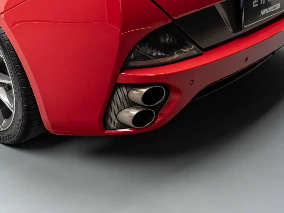 Ferrari California T