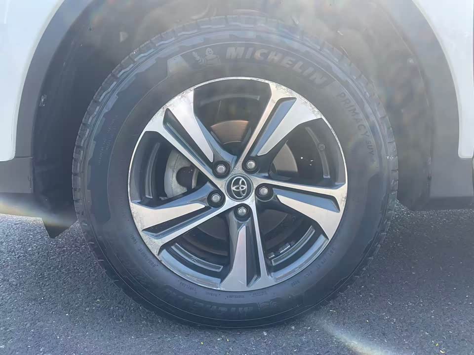 Toyota RAV4 Rongfang