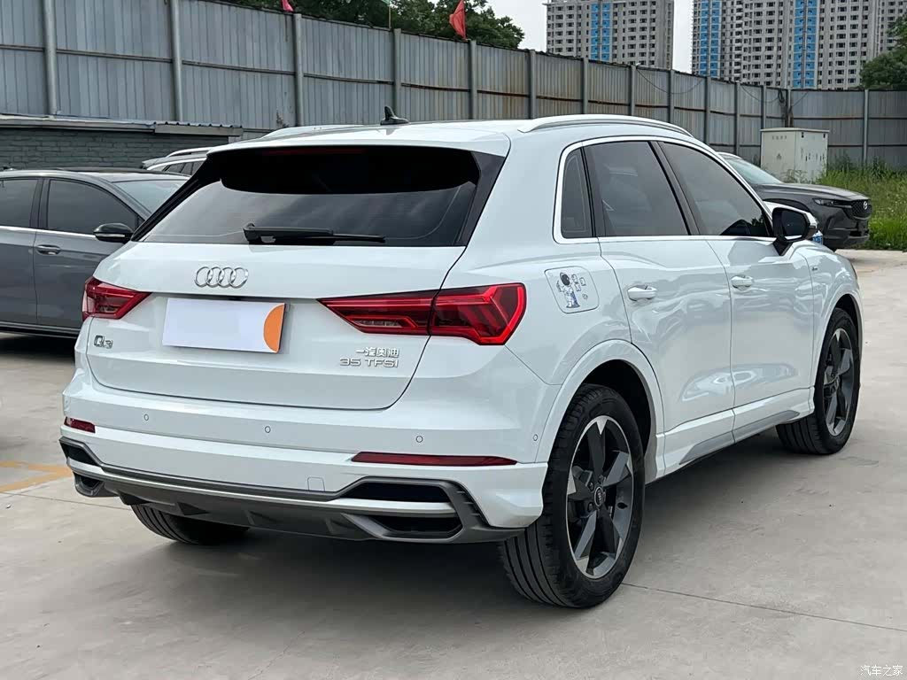 Audi Q3, 2023 8