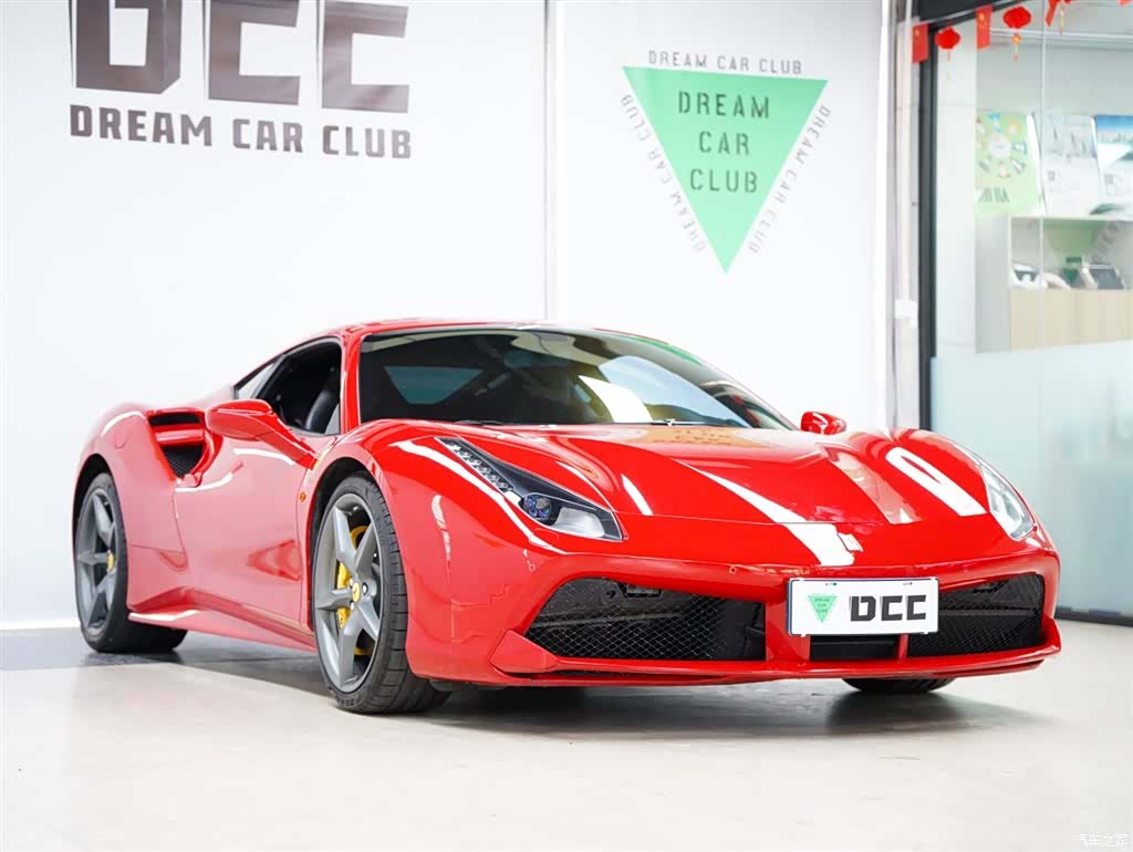 Ferrari 488, 2017 13