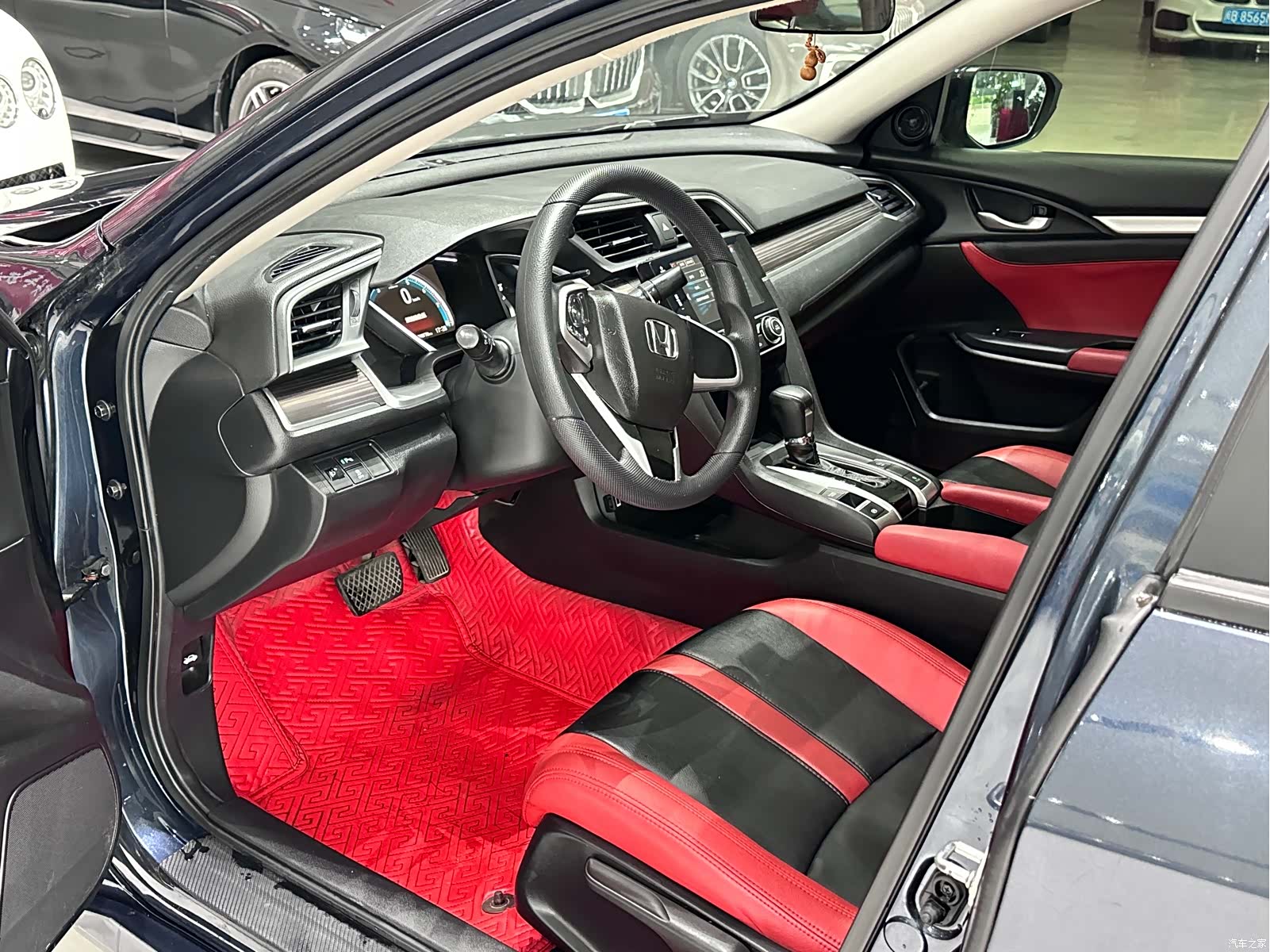 Honda Civic, 2019 4