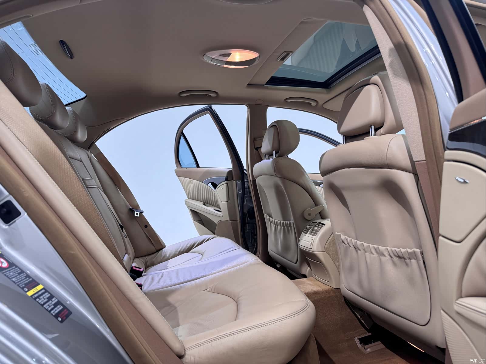 Mercedes-Benz E-Class, 2007 9