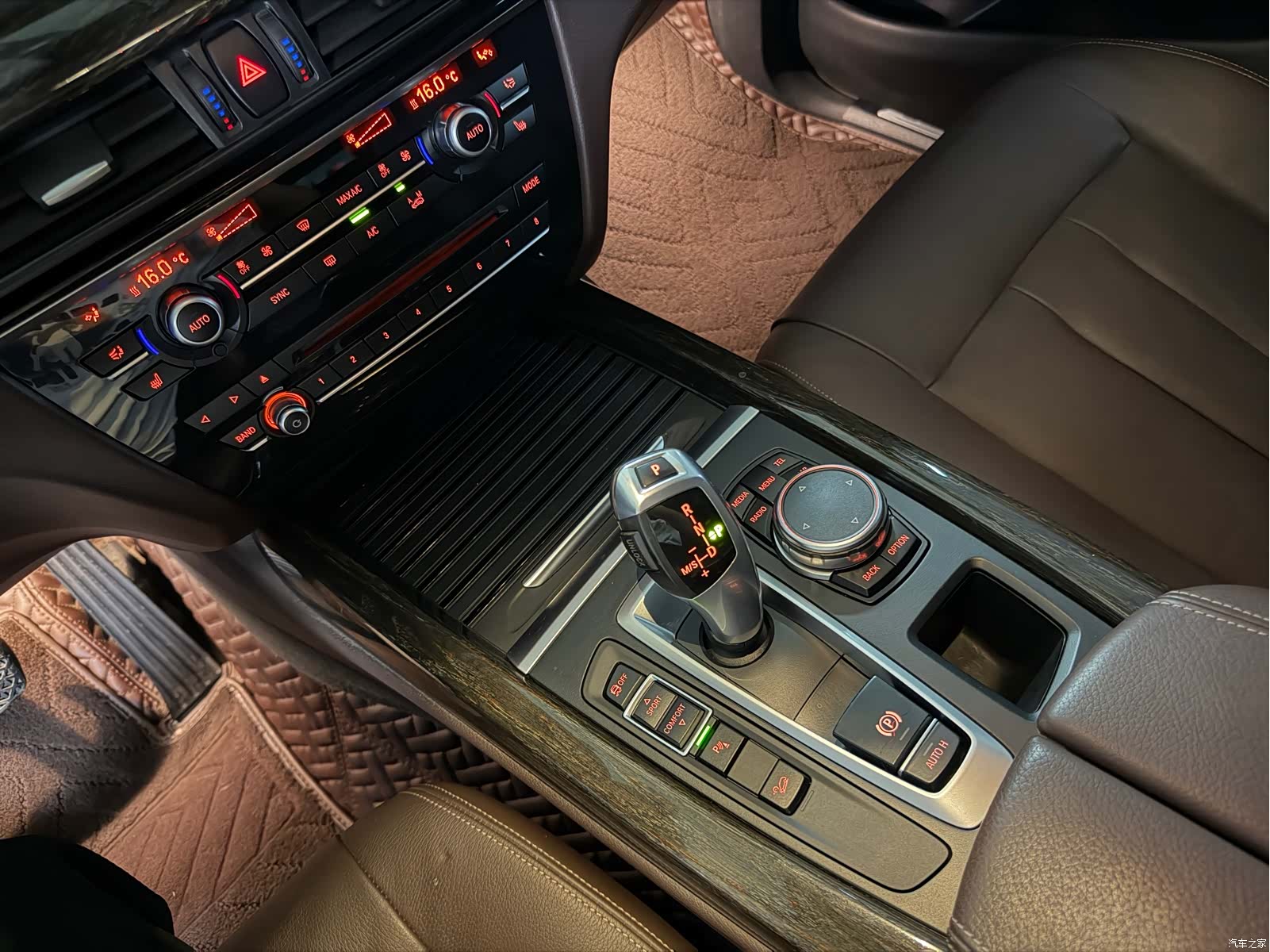 BMW X5, 2015 9