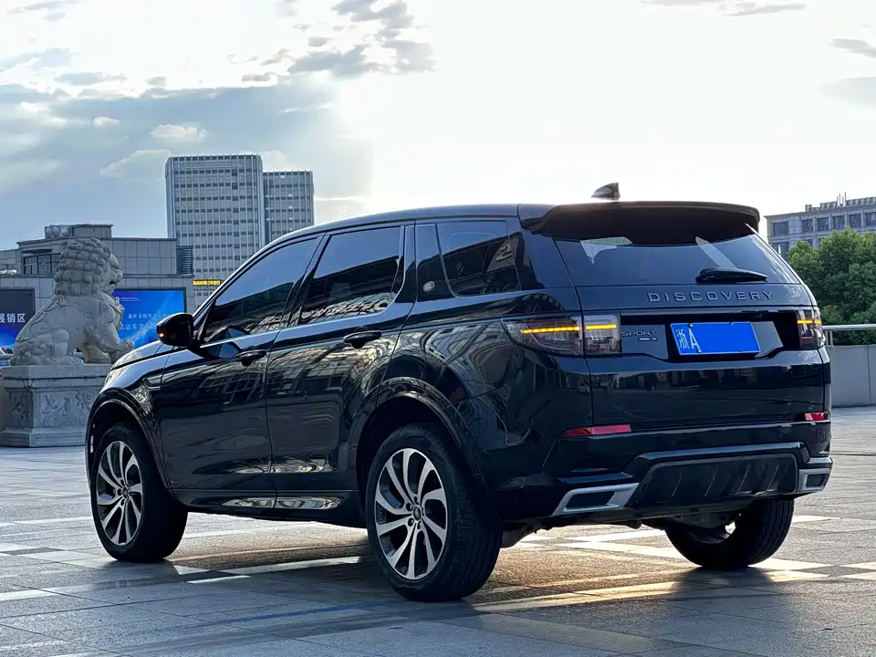 Land Rover Discover sports