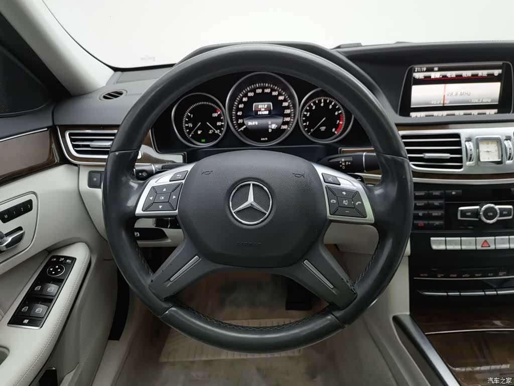 Mercedes-Benz E-Class, 2015 11