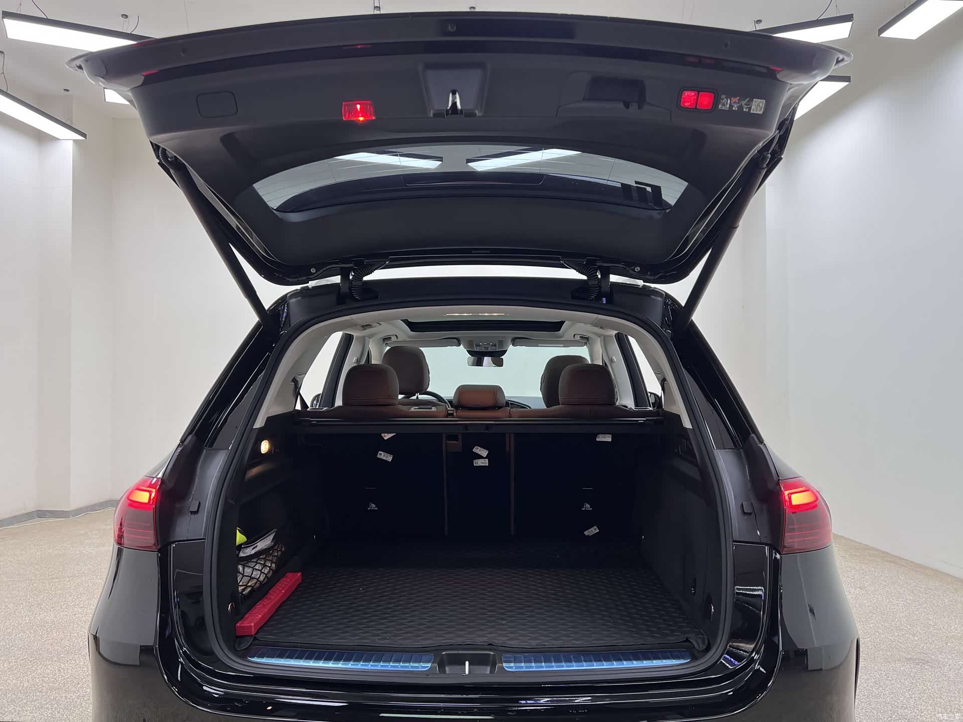 Mercedes-Benz GLE, 2026 33