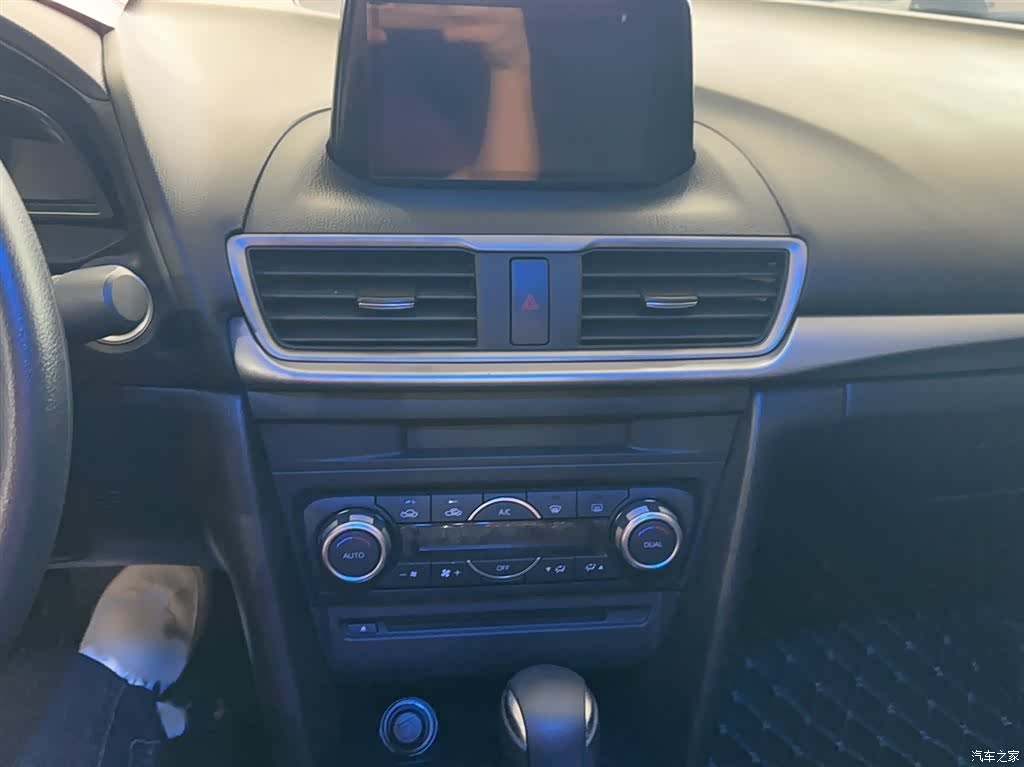 Mazda Mazda3, 2018 4