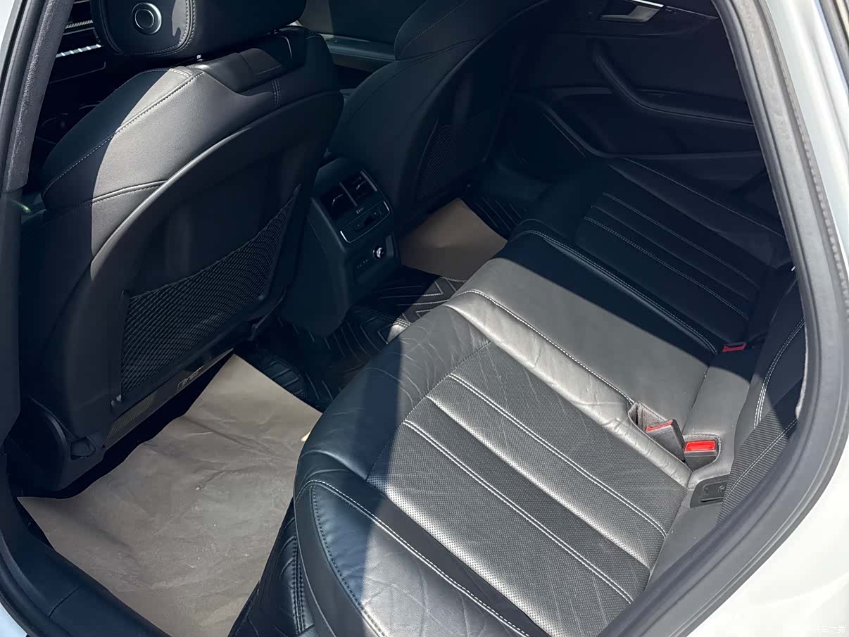 Audi A4L, 2020 8