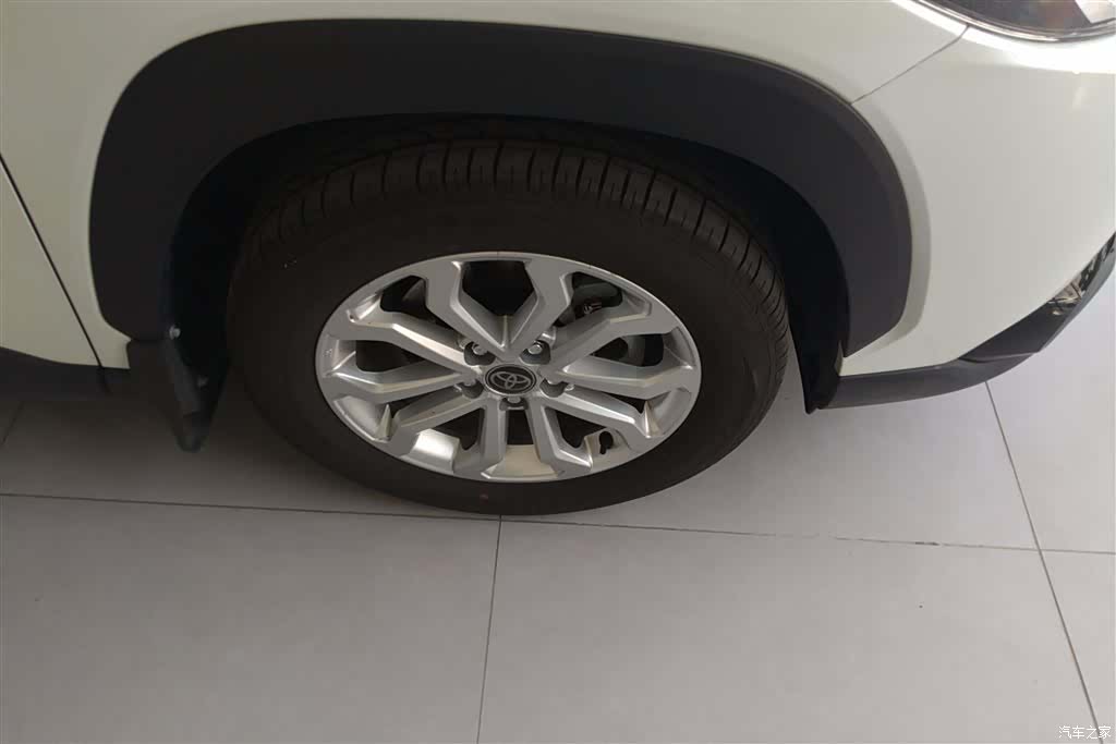 Toyota Frontlander, 2024 6