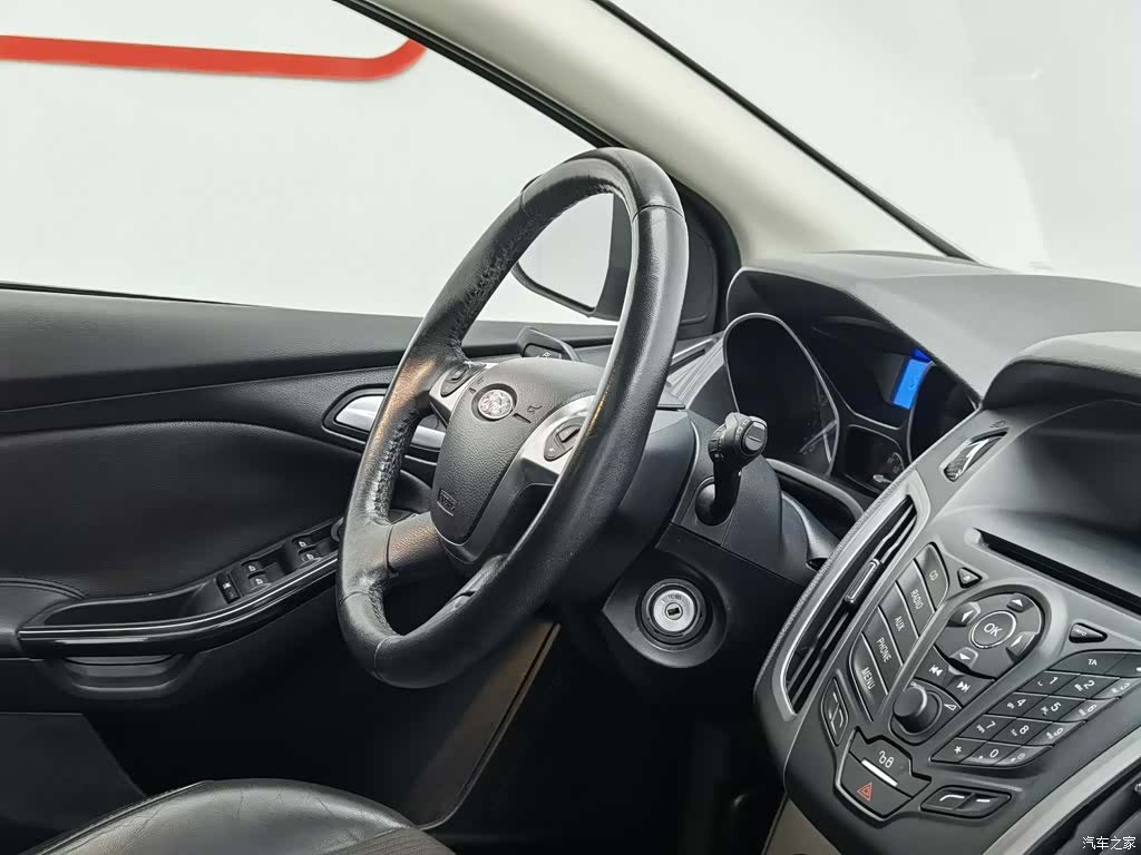 Ford Focus, 2014 22