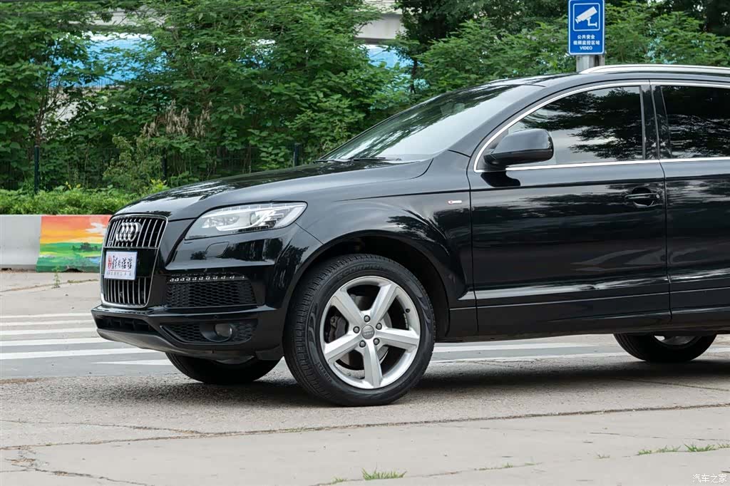 Audi Q7, 2015 12