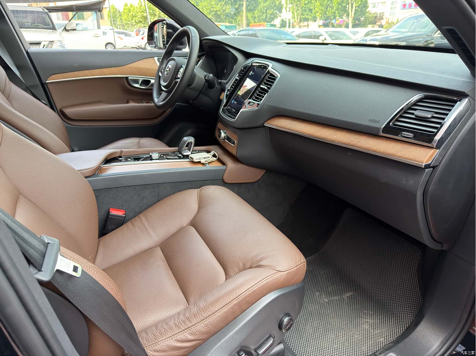 Volvo XC90, 2024 14