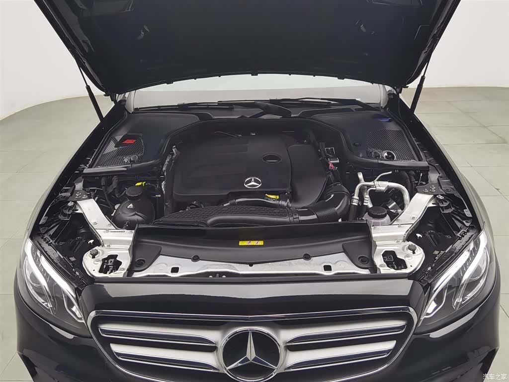 Mercedes-Benz E-Class, 2019 6