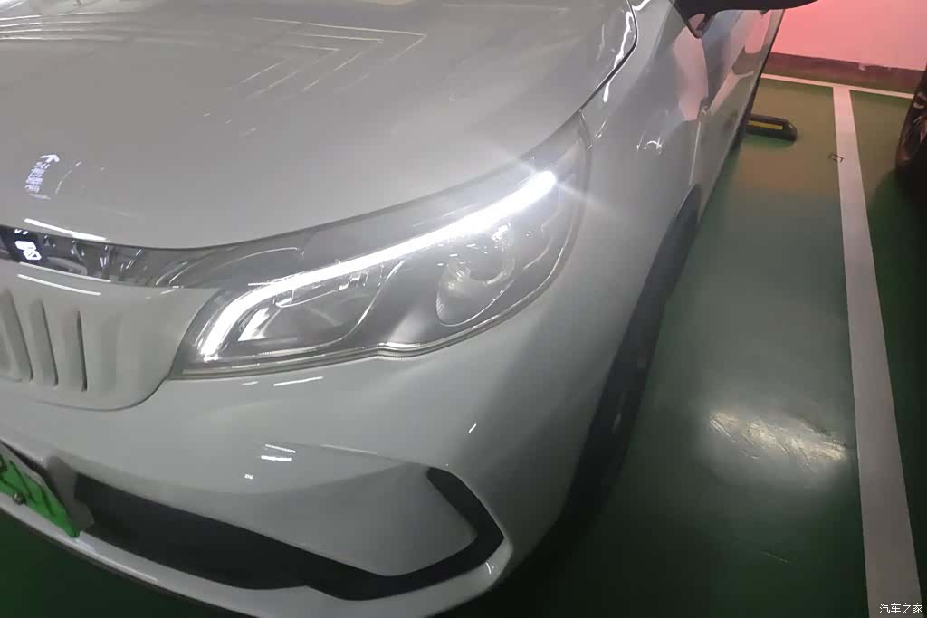 Geely EX3, 2022 все фото