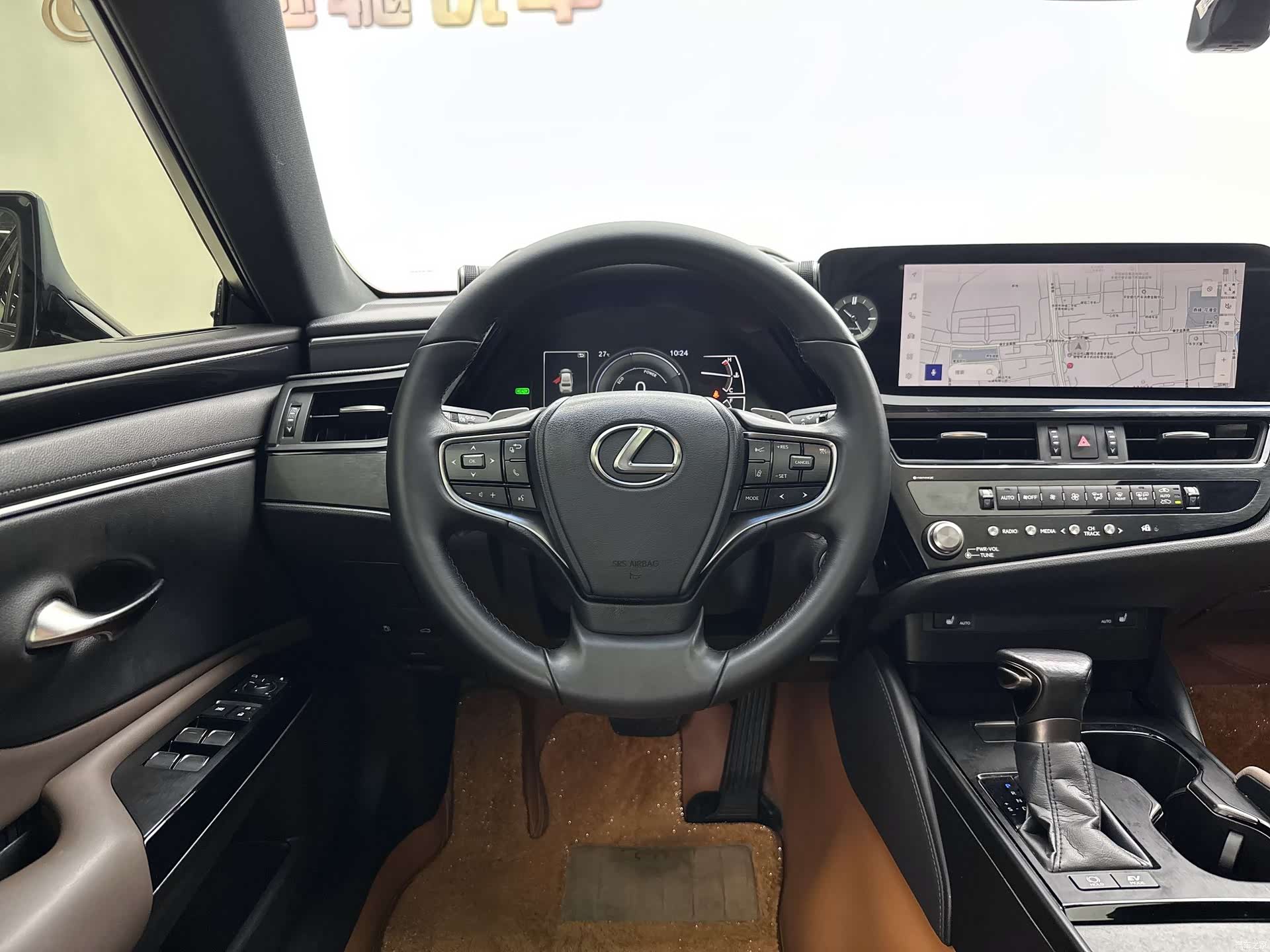 Lexus ES, 2024 9