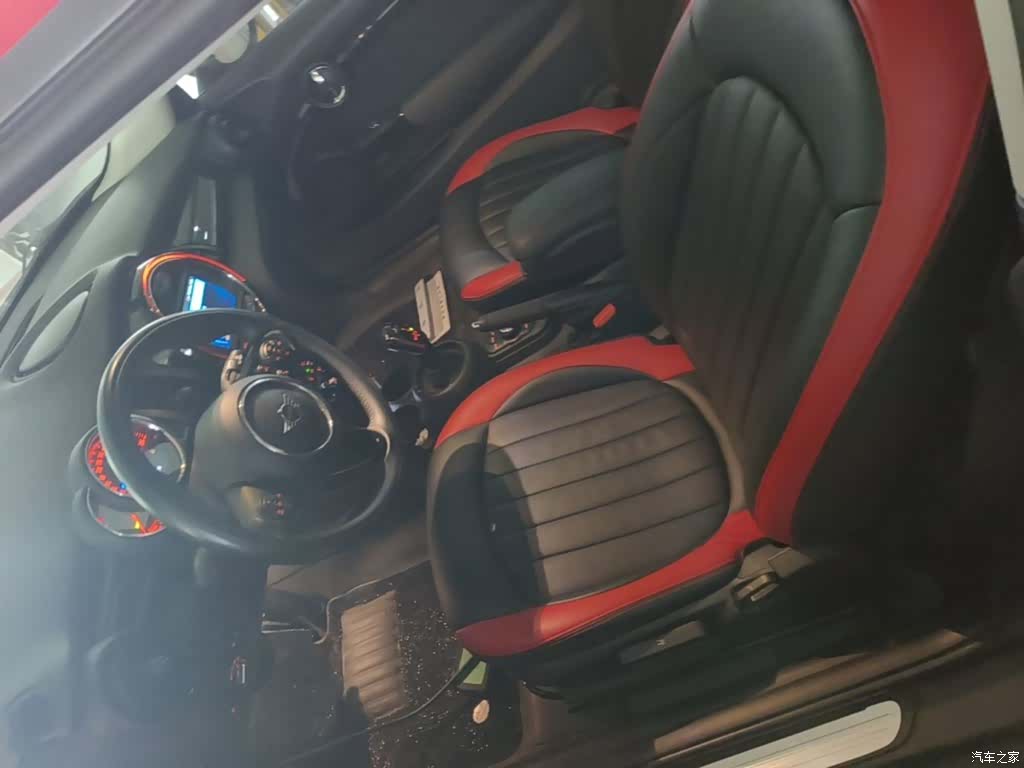 Mini ONE, 2019 8
