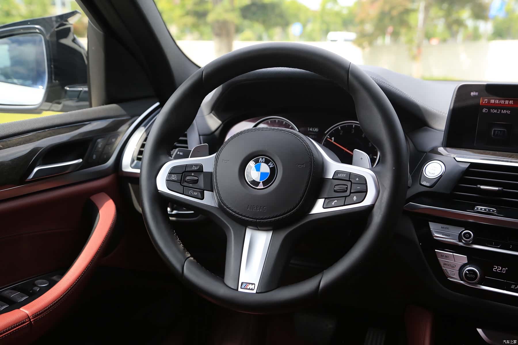 BMW X4, 2019 все фото