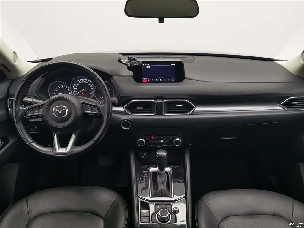 Mazda CX-5, 2019 все фото