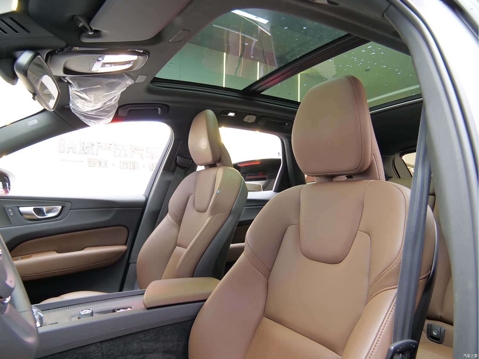 Volvo XC60, 2024 9