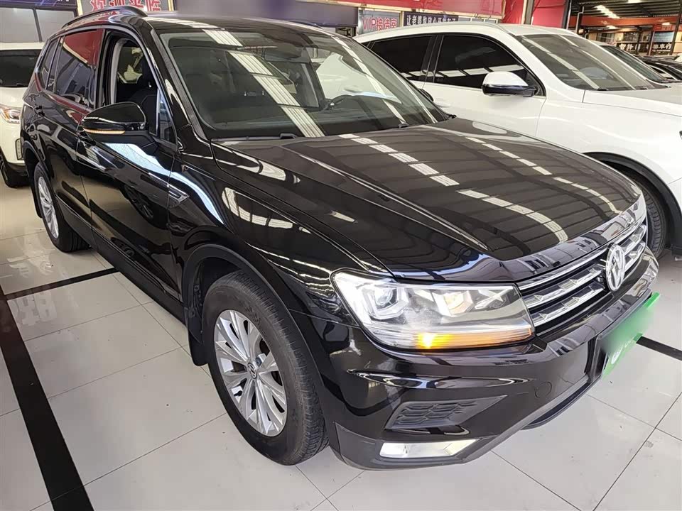 Volkswagen Tiguan L